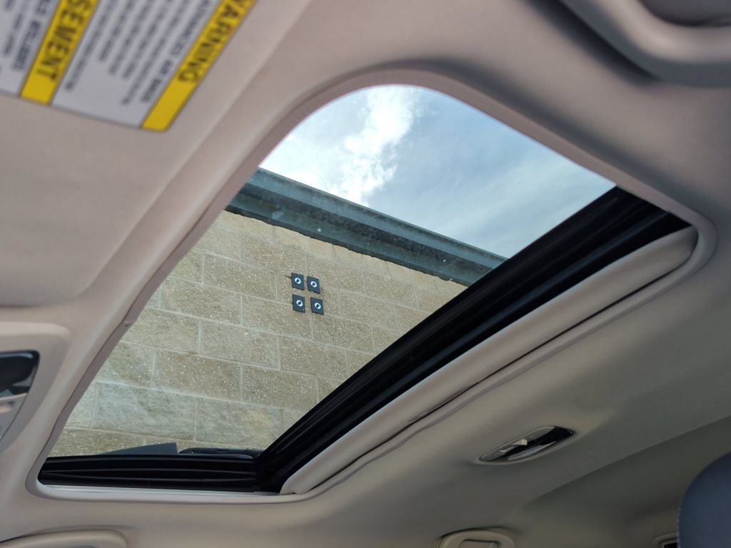 Used 2018 Subaru Outback 2.5i Limited AWD/4WD image 16