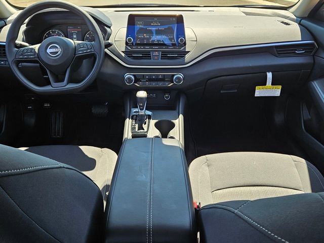 Used 2025 Nissan Altima 2.5 S FWD image 8