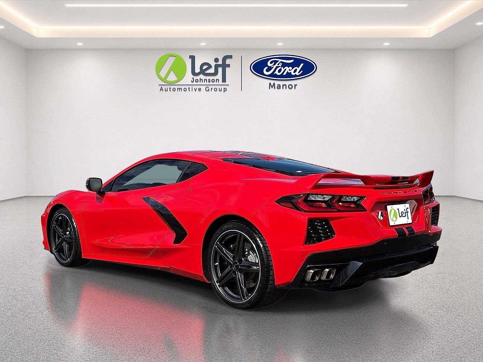 Used 2024 Chevrolet Corvette Stingray Premium Cpe w/ Z51 Performance Package RWD image 5