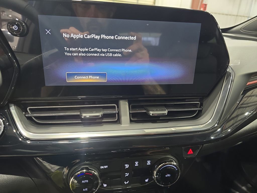 New 2026 Chevrolet Trax RS w/ Sunroof Package image 22