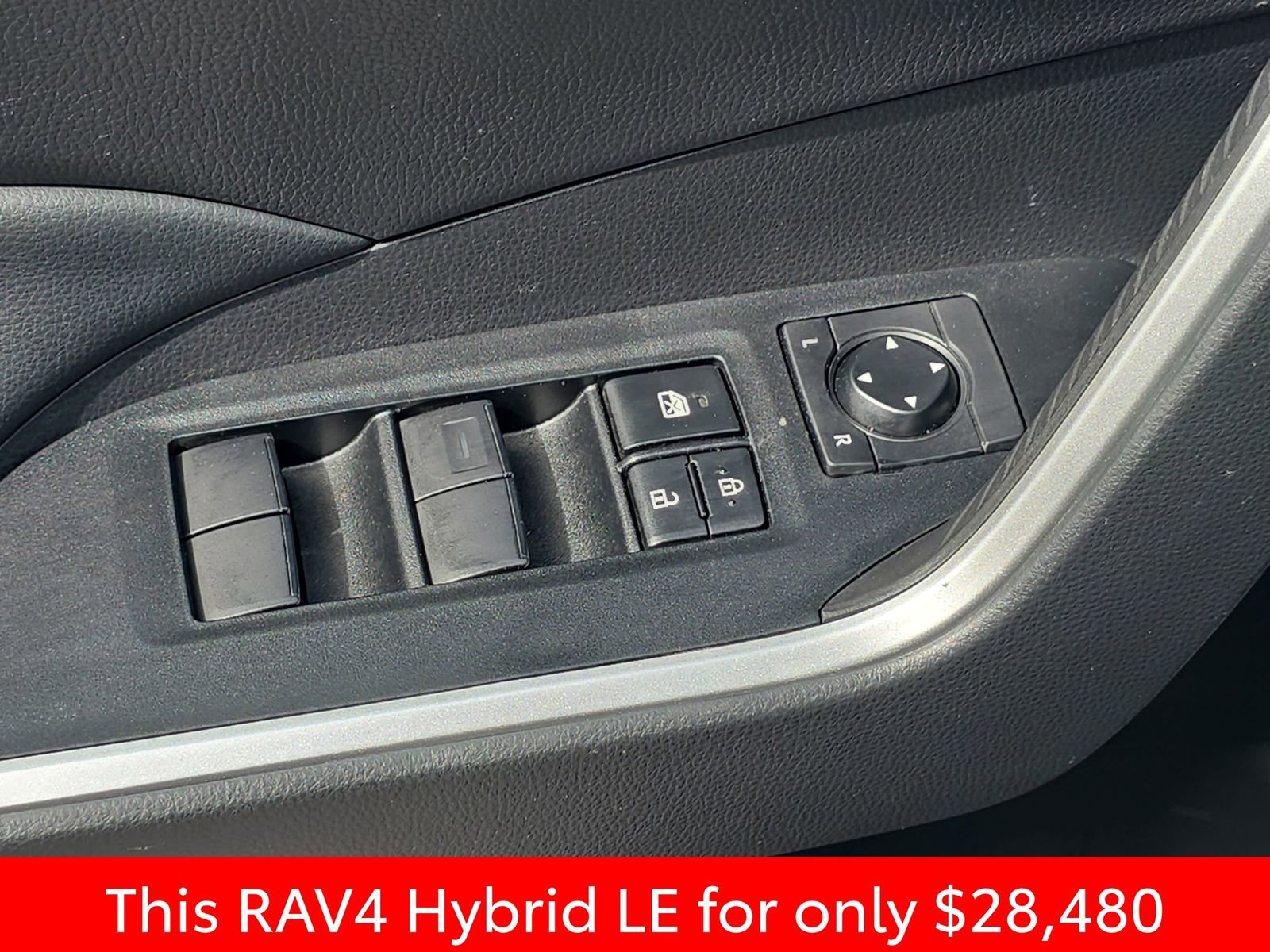 Used 2023 Toyota RAV4 LE image 34