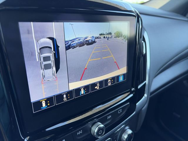 Used 2023 Chevrolet Traverse LT w/ LT Premium Package AWD/4WD image 17
