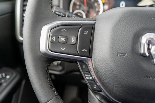New 2026 RAM 1500 4x4 Crew Cab image 18