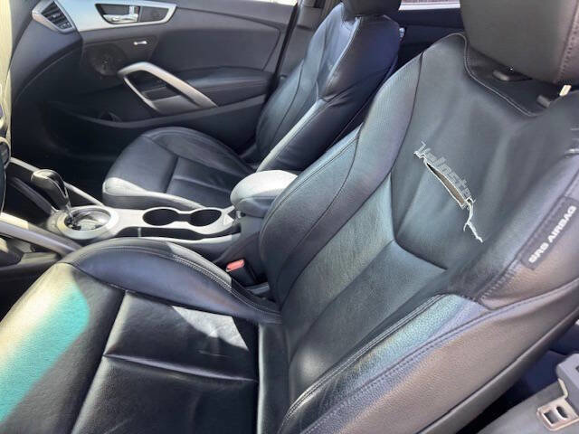 Used 2014 Hyundai Veloster RE:FLEX Edition image 19