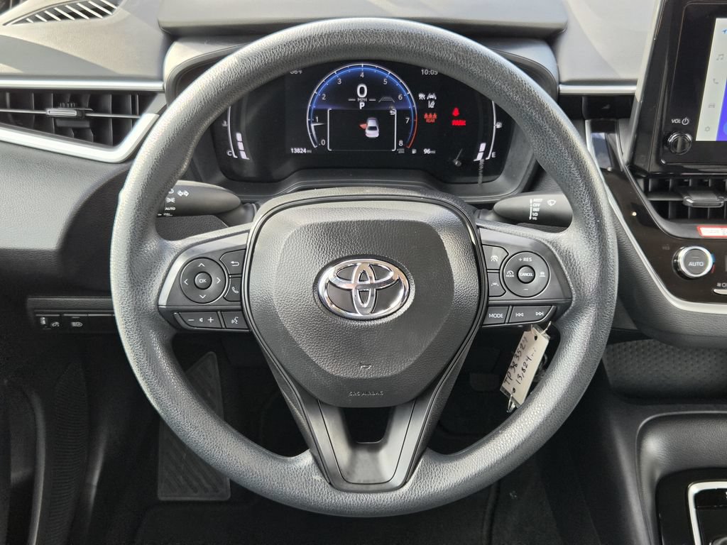 Used 2026 Toyota Corolla LE FWD image 15