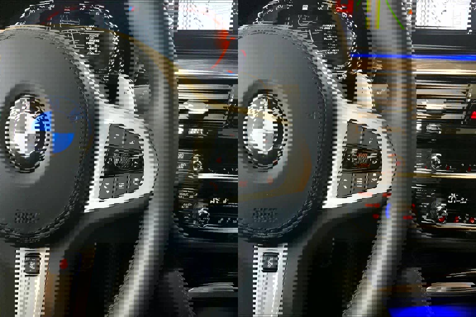 Used 2023 BMW 540i xDrive 540i xDrive w/ M Sport Package image 25