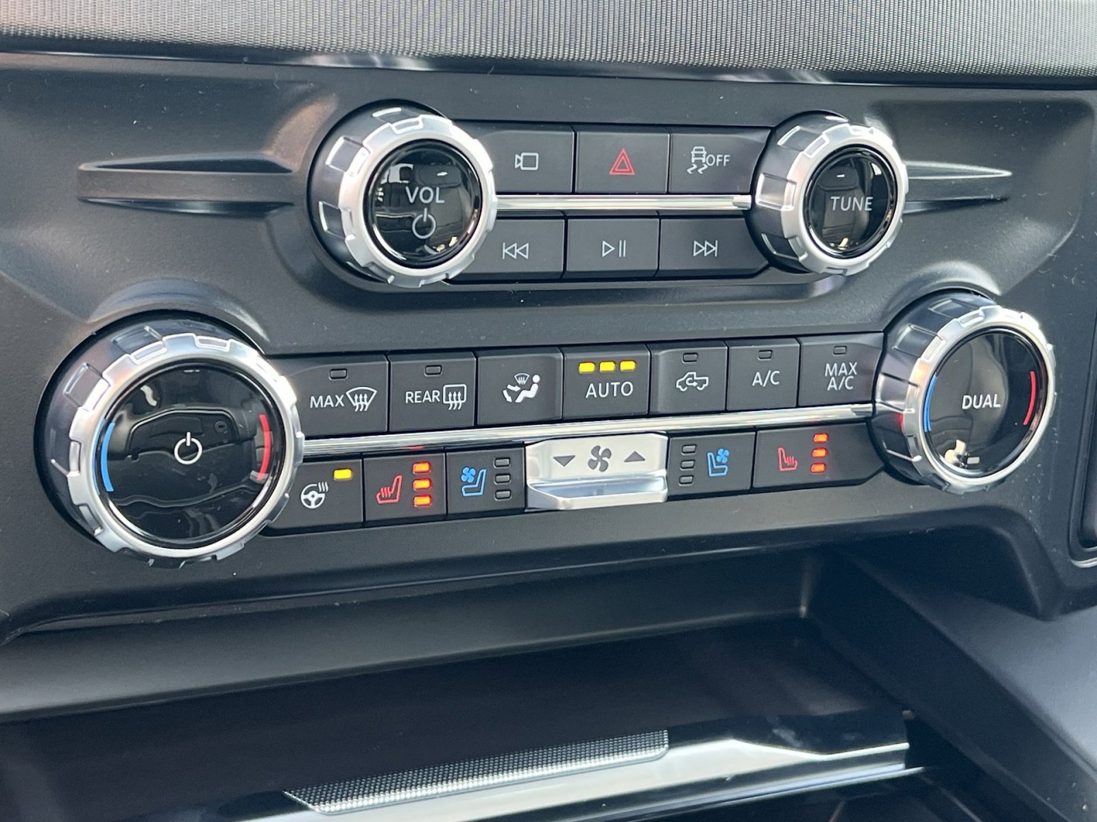 New 2026 Ford F250 Platinum image 21