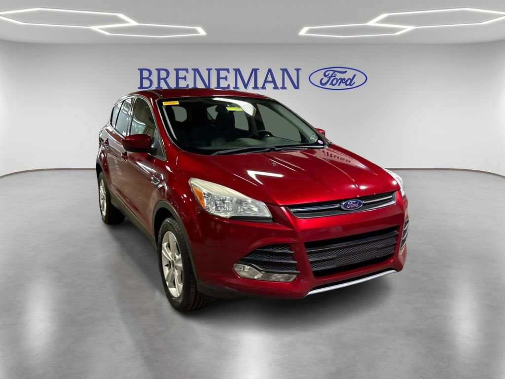 Used 2015 Ford Escape SE image 3