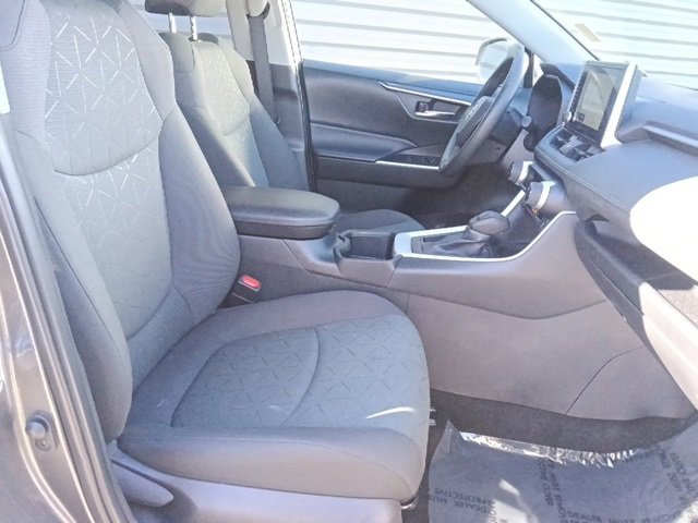 Used 2024 Toyota RAV4 XLE image 30