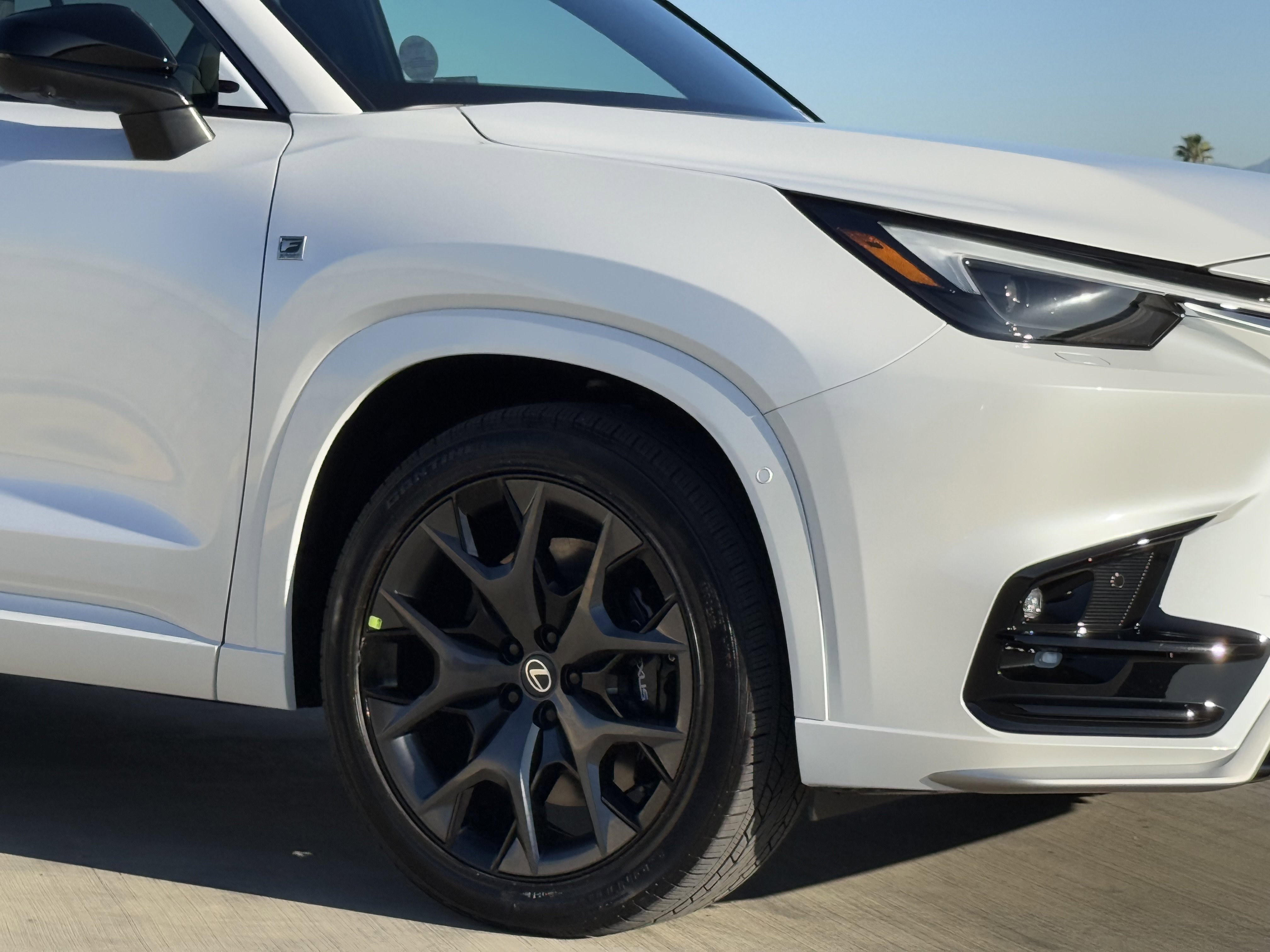 New 2026 Lexus TX 500h AWD image 4