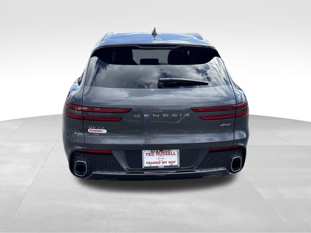 Used 2022 Genesis GV70 2.5T w/ Select Package image 4