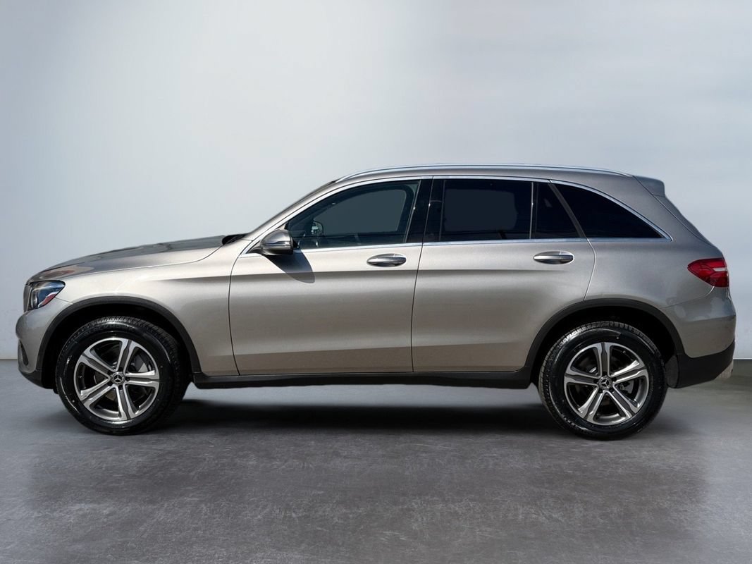Used 2019 Mercedes-Benz GLC 300 4MATIC w/ Premium Package image 8