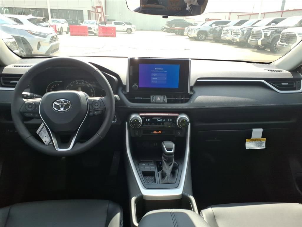Certified 2025 Toyota RAV4 XLE Premium image 5