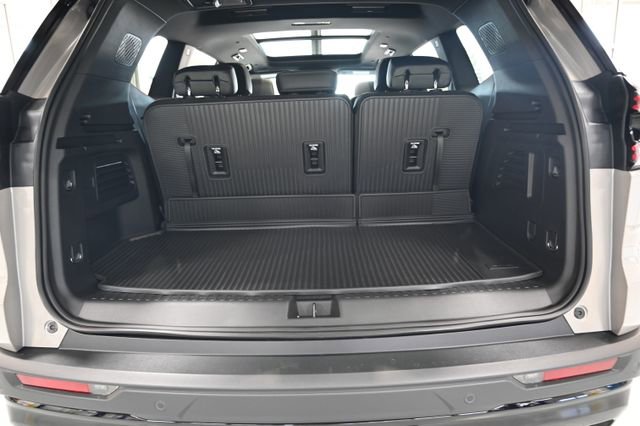 New 2026 GMC Acadia AT4 w/ Luxury Package AWD/4WD image 28