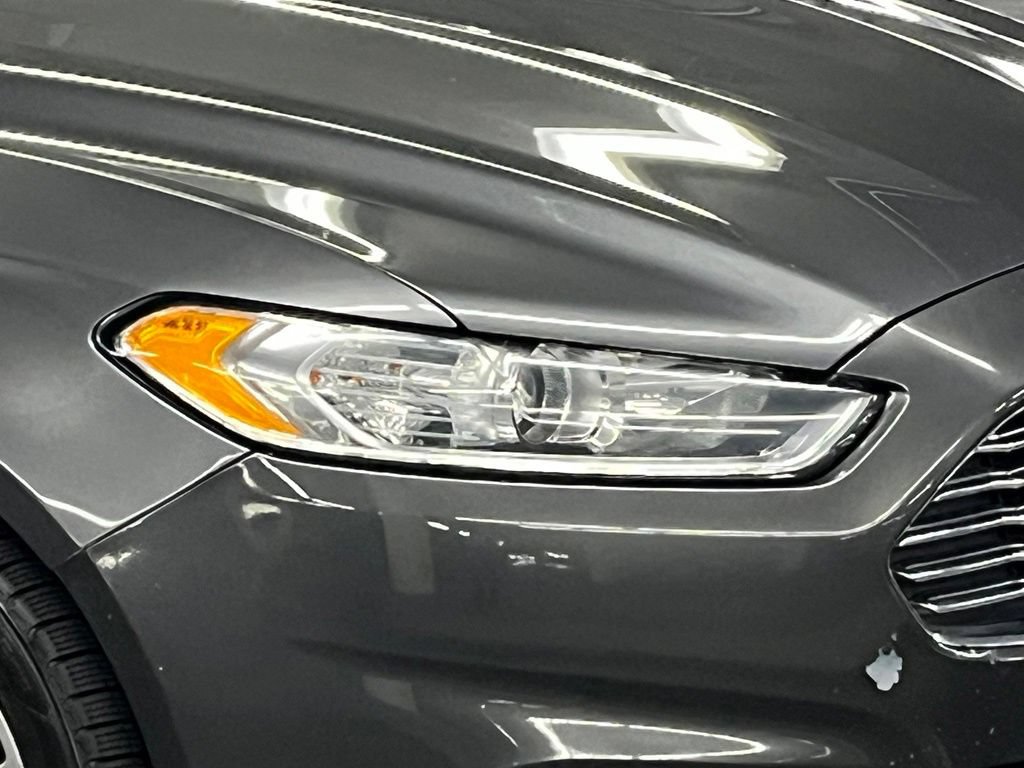 Used 2016 Ford Fusion SE w/ Equipment Group 202A FWD image 35