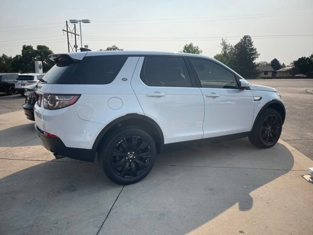 Used 2018 Land Rover Discovery Sport HSE Luxury AWD/4WD image 2