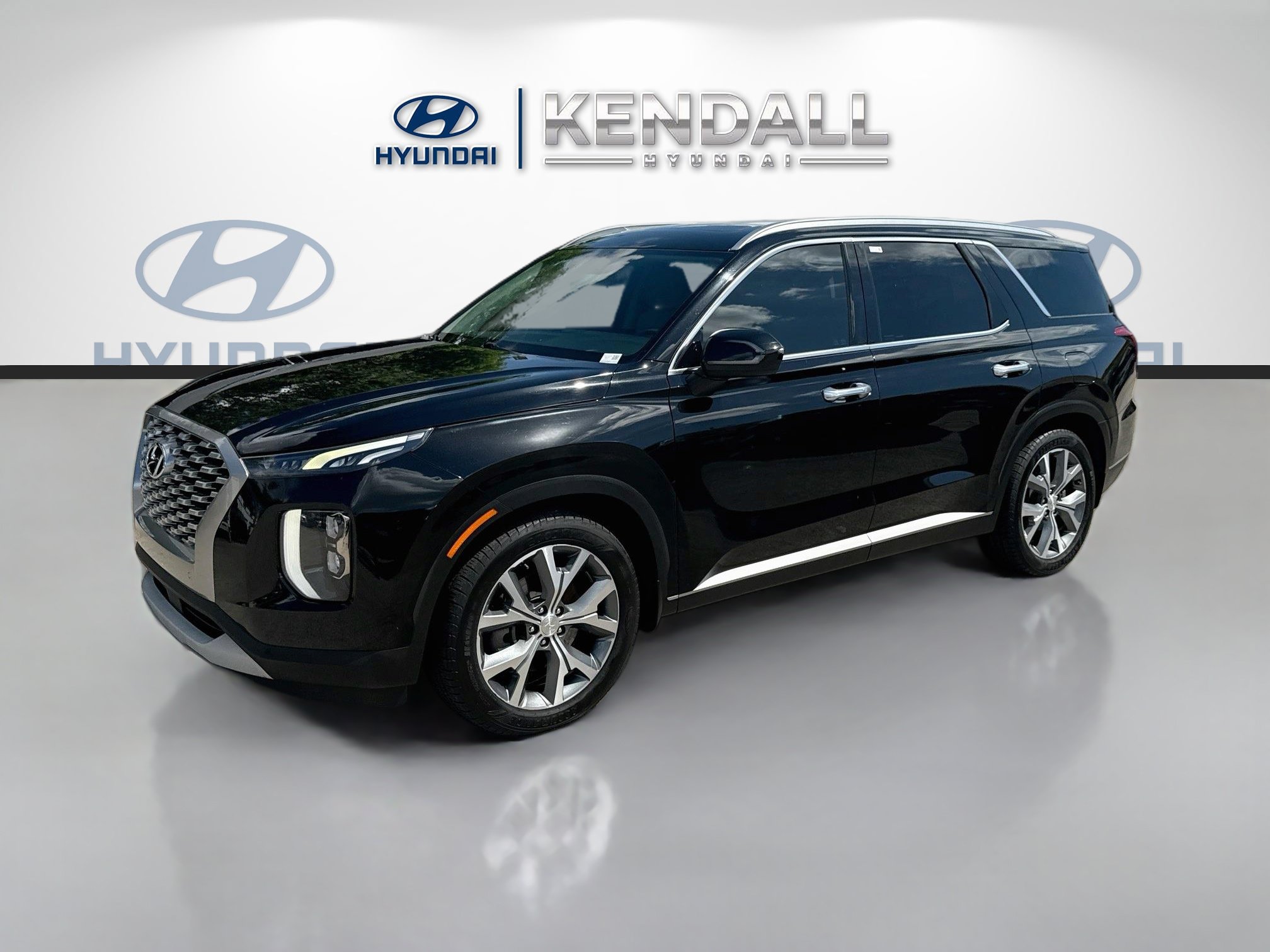 Used 2021 Hyundai Palisade SEL w/ Premium Package FWD image 3