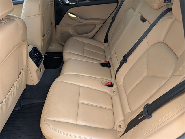 Used 2018 Porsche Macan Sport Edition image 52