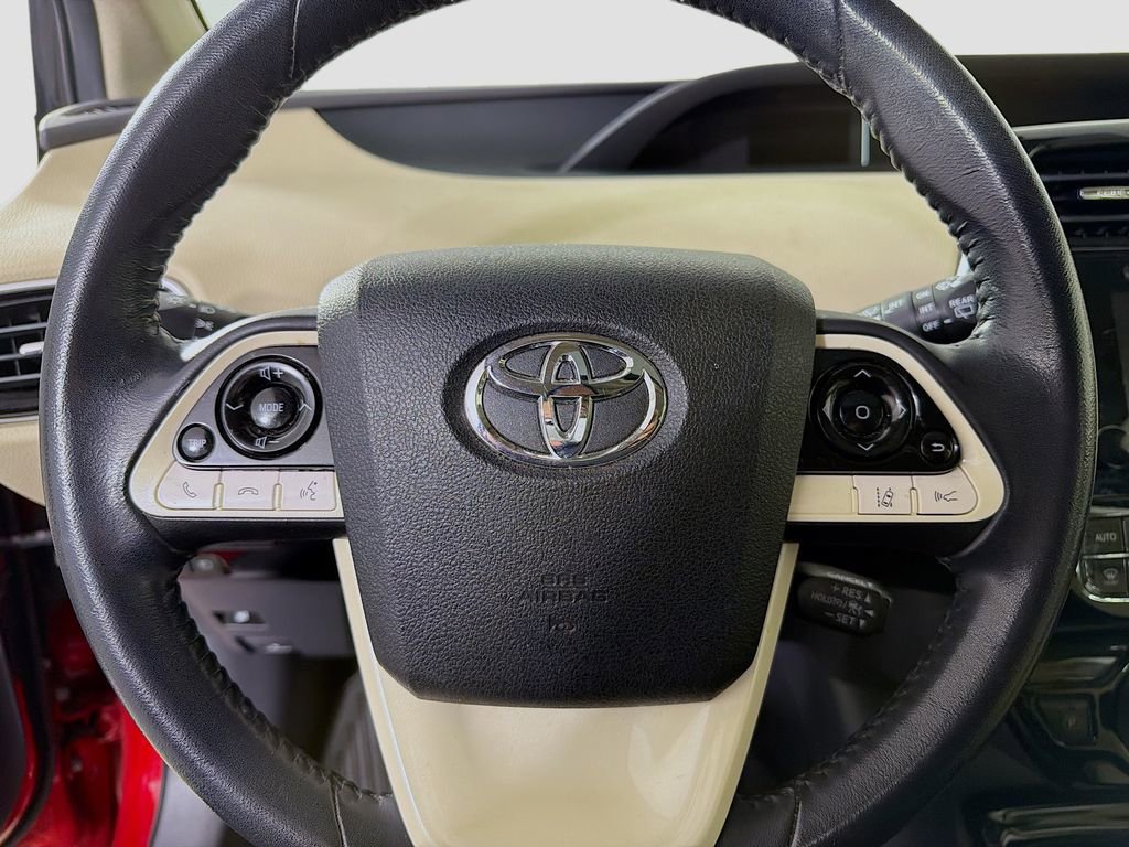 Used 2018 Toyota Prius Three w/ Advanced Technology Package image 14
