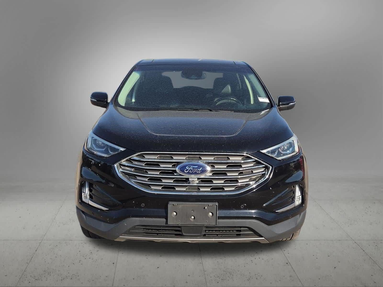 Used 2019 Ford Edge Titanium w/ Equipment Group 301A AWD/4WD image 9