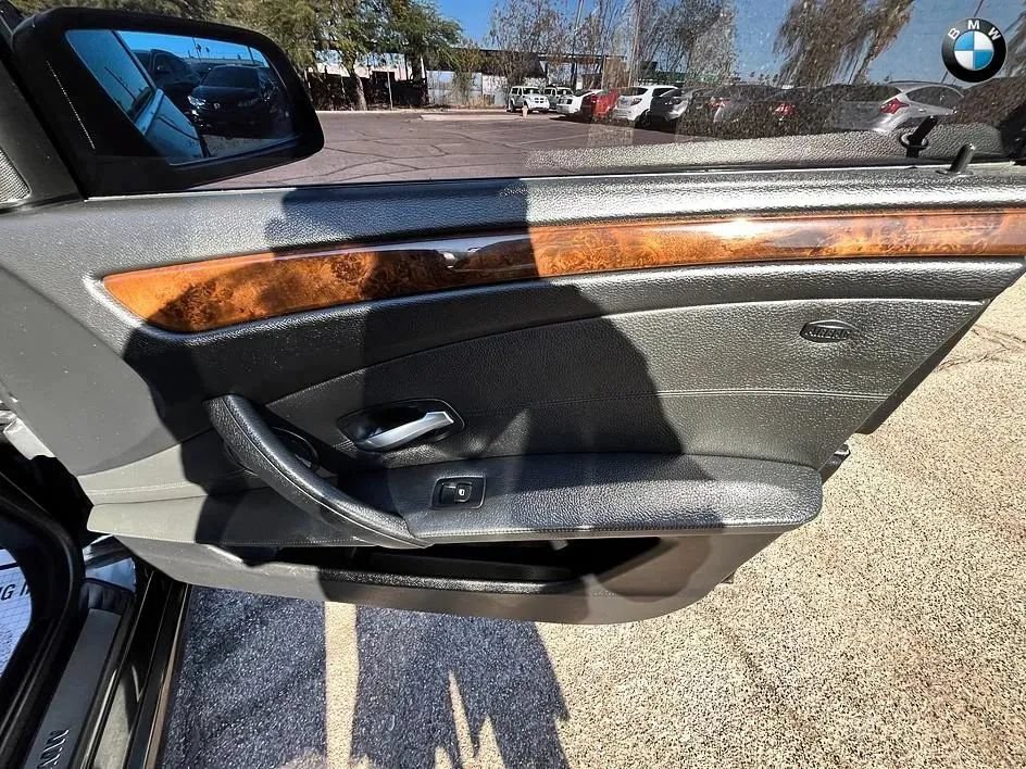 Used 2008 BMW 528i Sedan RWD image 15