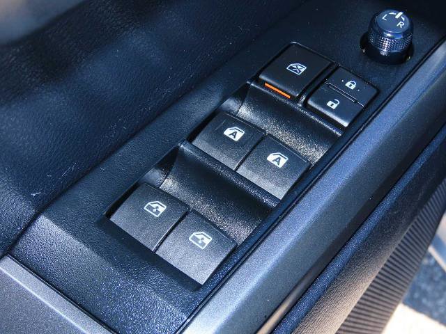 Used 2019 Toyota Tacoma TRD Off-Road image 17