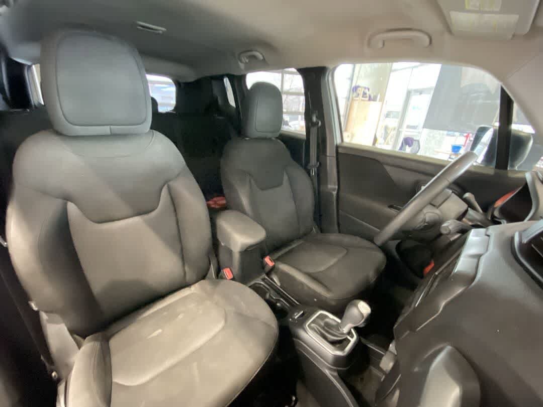 Used 2018 Jeep Renegade Sport w/ Power & Air Group AWD/4WD image 27
