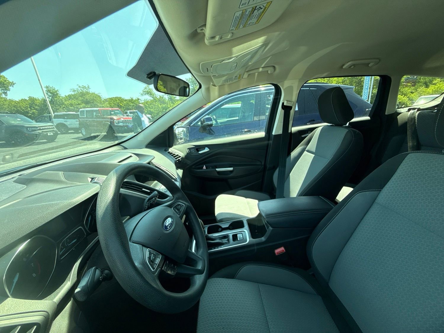 Used 2018 Ford Escape SE w/ SE Sync 3 Package FWD image 7