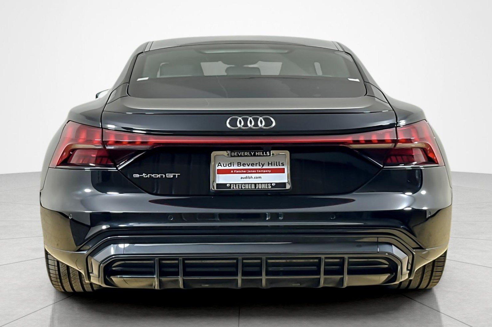 Used 2024 Audi e-tron GT Premium Plus w/ Executive Package AWD/4WD image 4