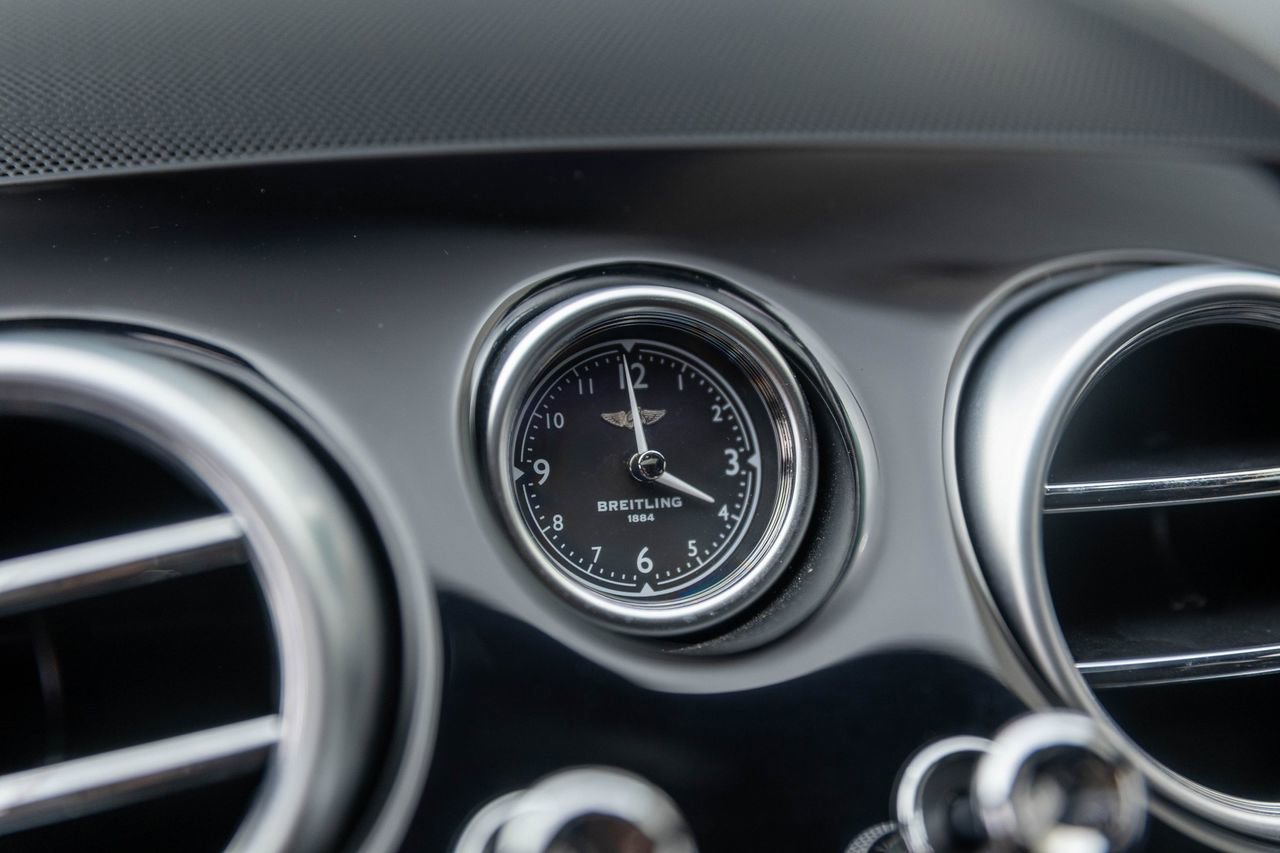 Used 2018 Bentley Flying Spur S V8 AWD/4WD image 30