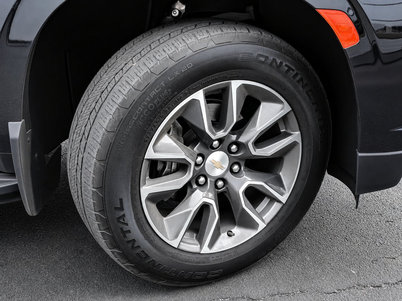Used 2023 Chevrolet Tahoe LT w/ LT Signature Plus Package AWD/4WD image 8