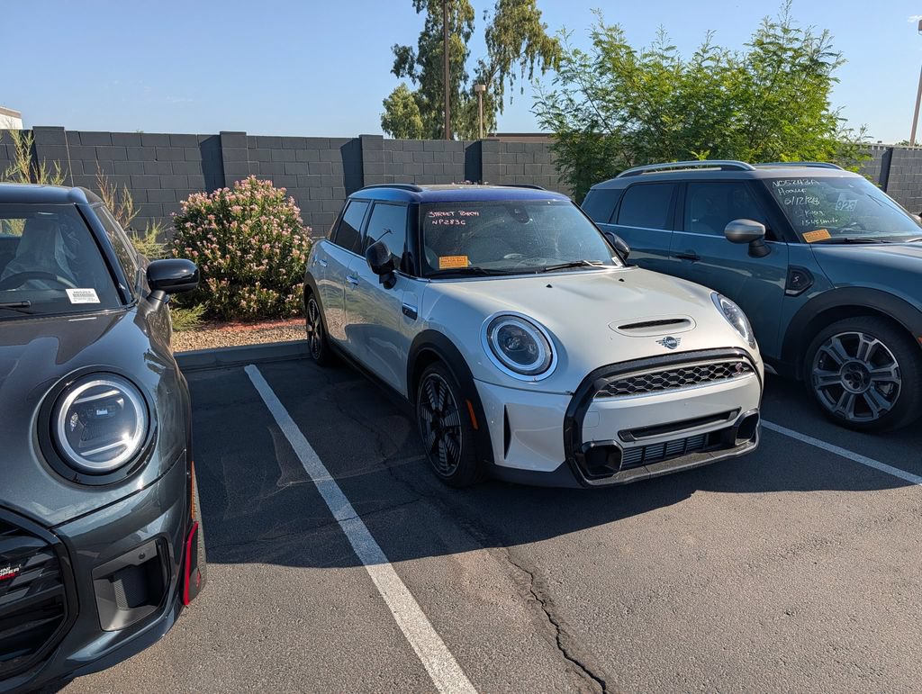 Certified 2023 MINI Cooper S FWD image 3