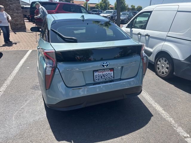 Used 2017 Toyota Prius Three Touring FWD image 30