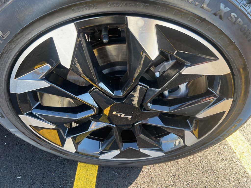 Certified 2024 Kia Sorento SX image 42