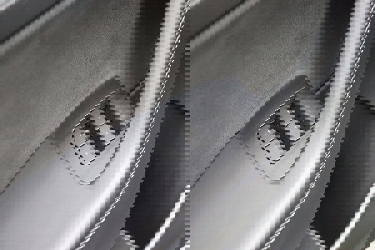 Used 2023 Tesla Model 3 Standard Range image 22