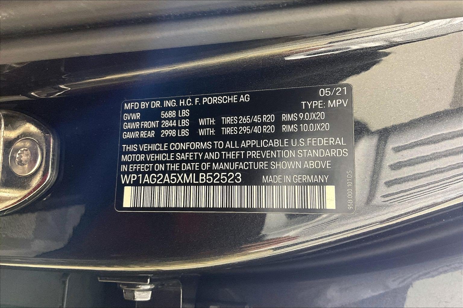 Used 2021 Porsche Macan GTS AWD/4WD image 36