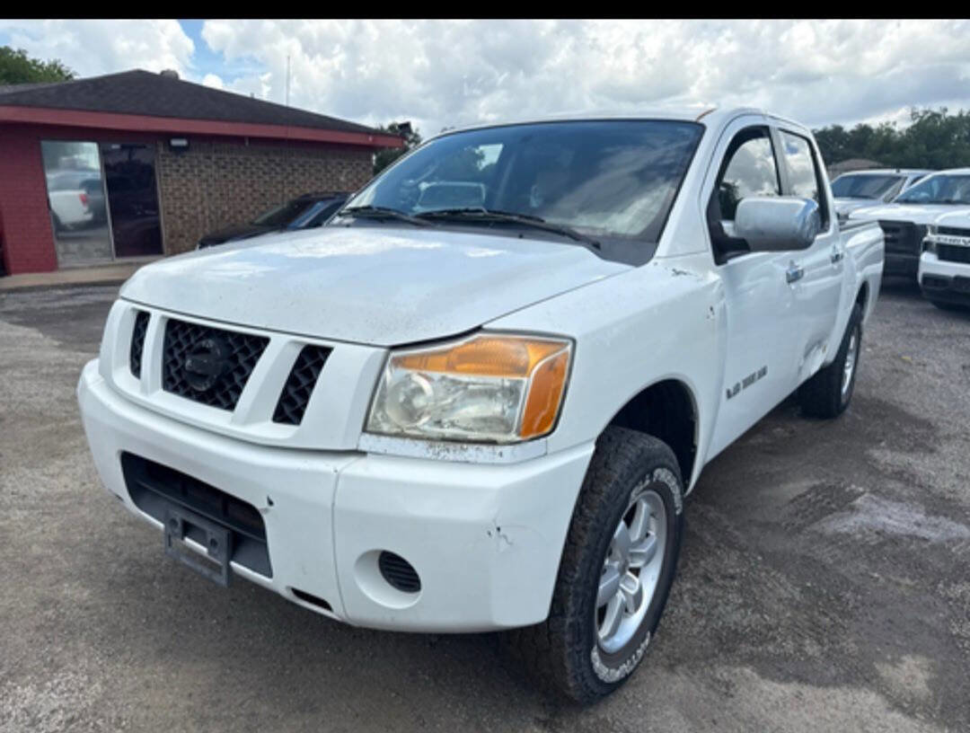 Used 2009 Nissan Titan XE image 1