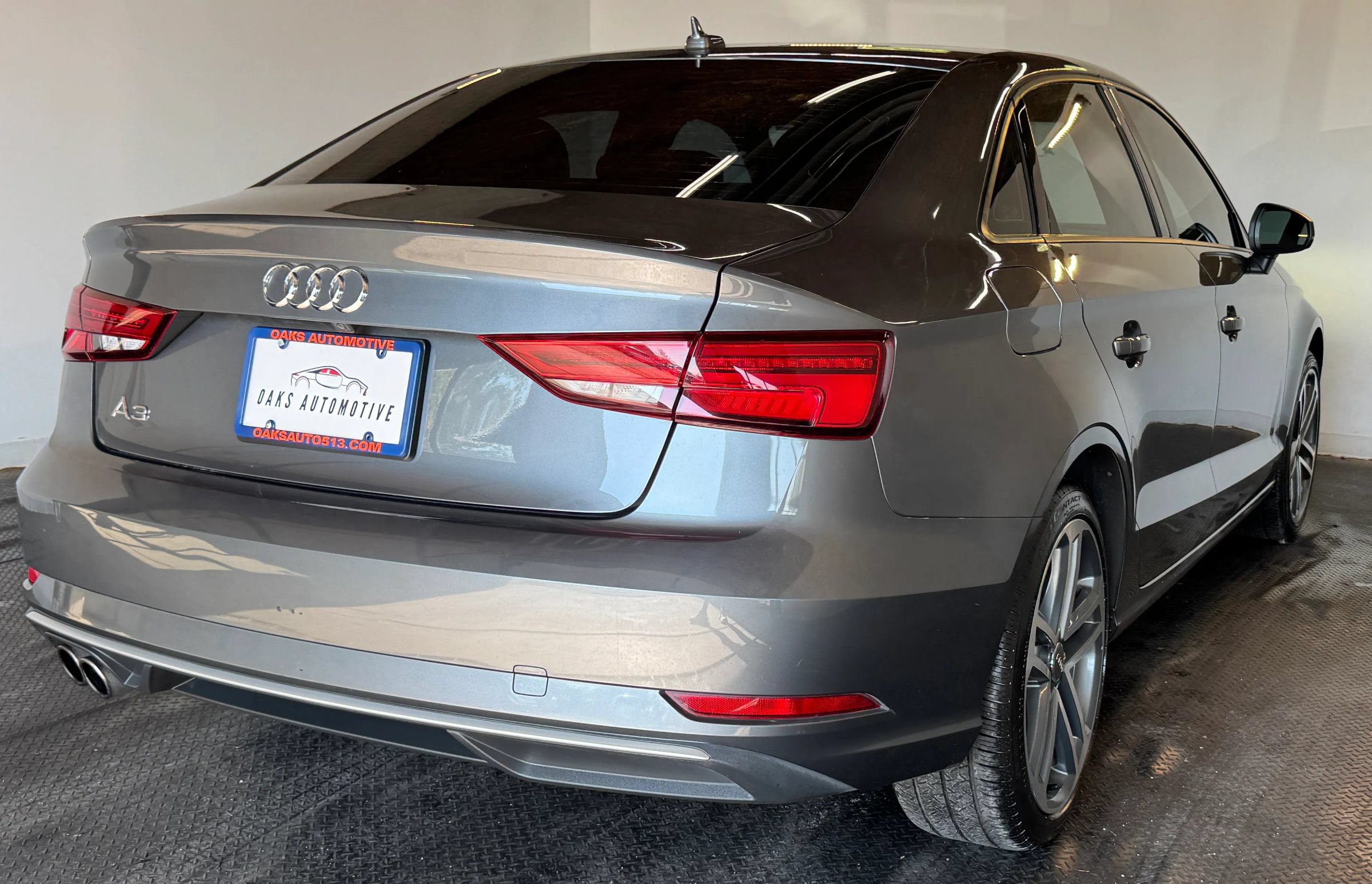 Used 2018 Audi A3 2.0T Premium w/ Convenience Package FWD image 6