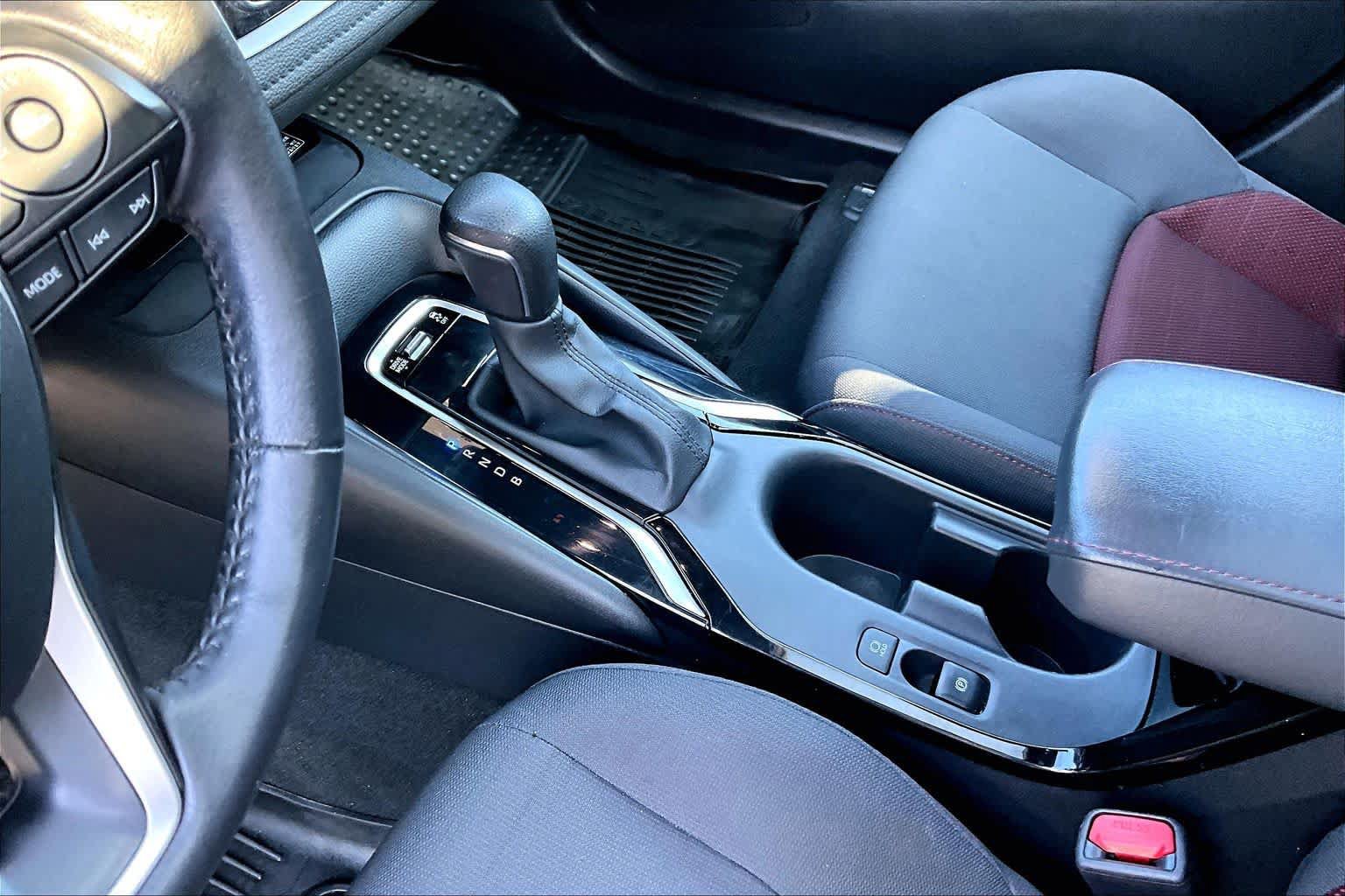Certified 2024 Toyota Corolla SE w/ SE Premium Package FWD image 16