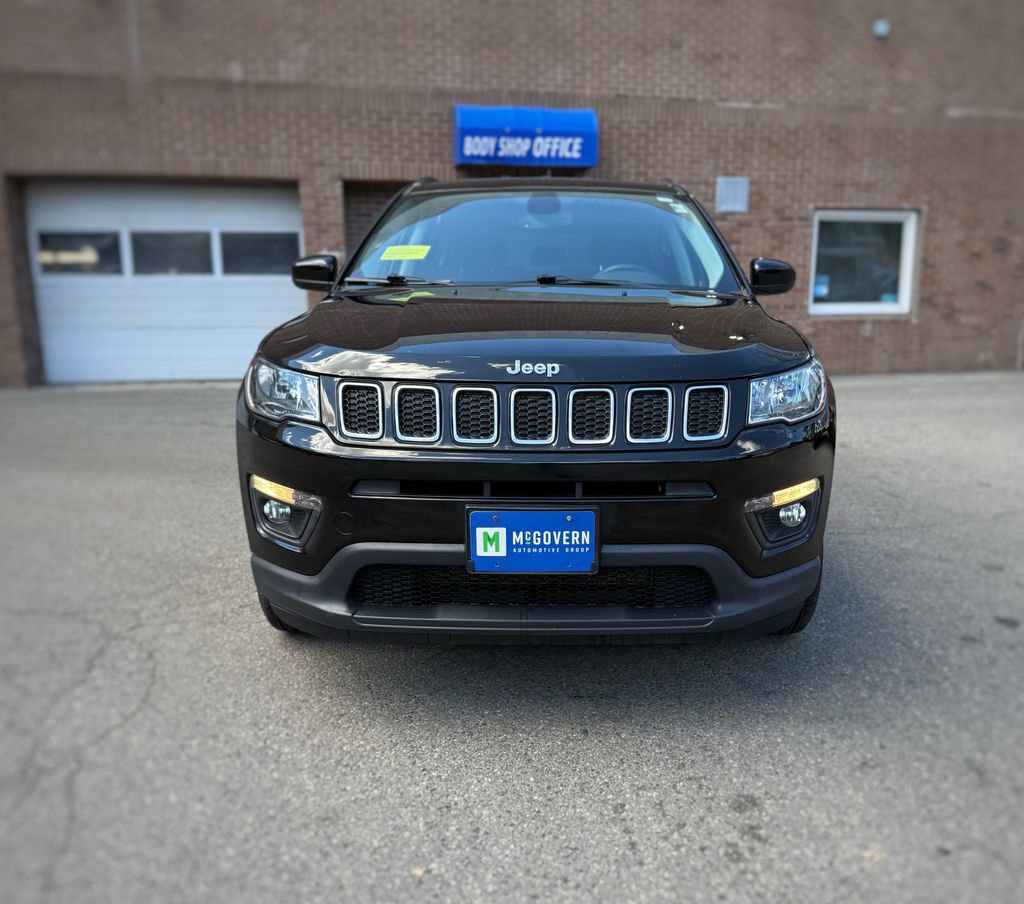 Used 2021 Jeep Compass Latitude w/ Convenience Group AWD/4WD image 2