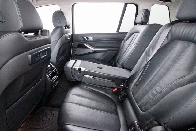 Used 2020 BMW X7 xDrive40i w/ Cold Weather Package image 40