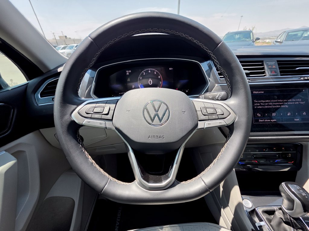 Used 2023 Volkswagen Tiguan SE FWD image 15