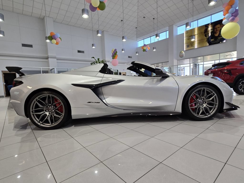 New 2026 Chevrolet Corvette Z06 RWD image 4