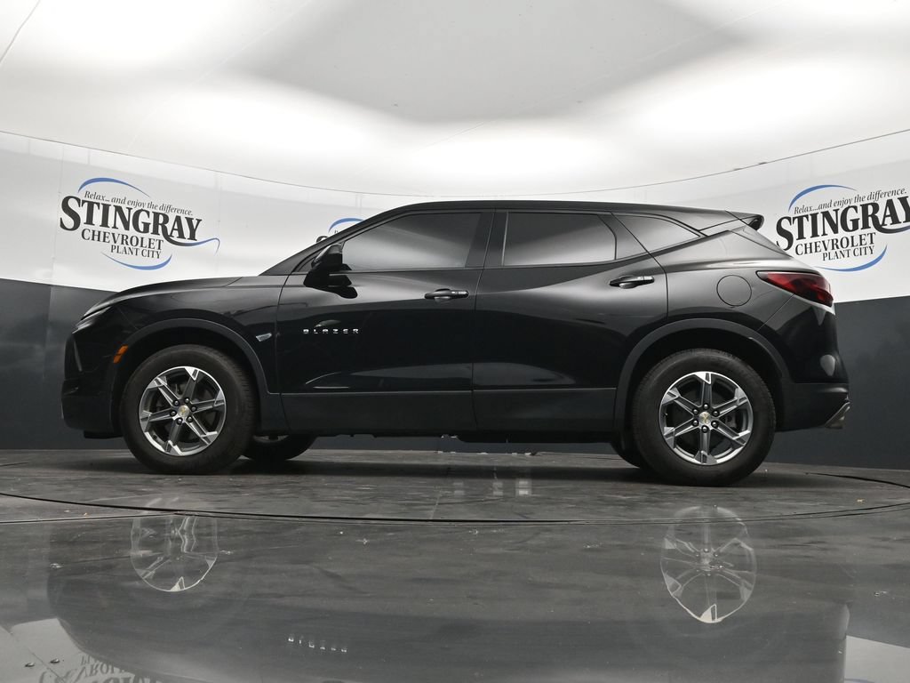 Used 2023 Chevrolet Blazer LT FWD image 29