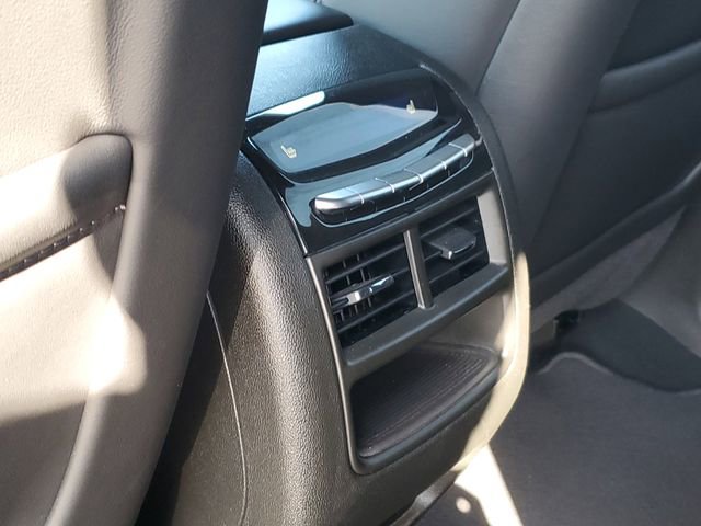 Certified 2024 Cadillac XT5 Sportv w/ Platinum Package image 29