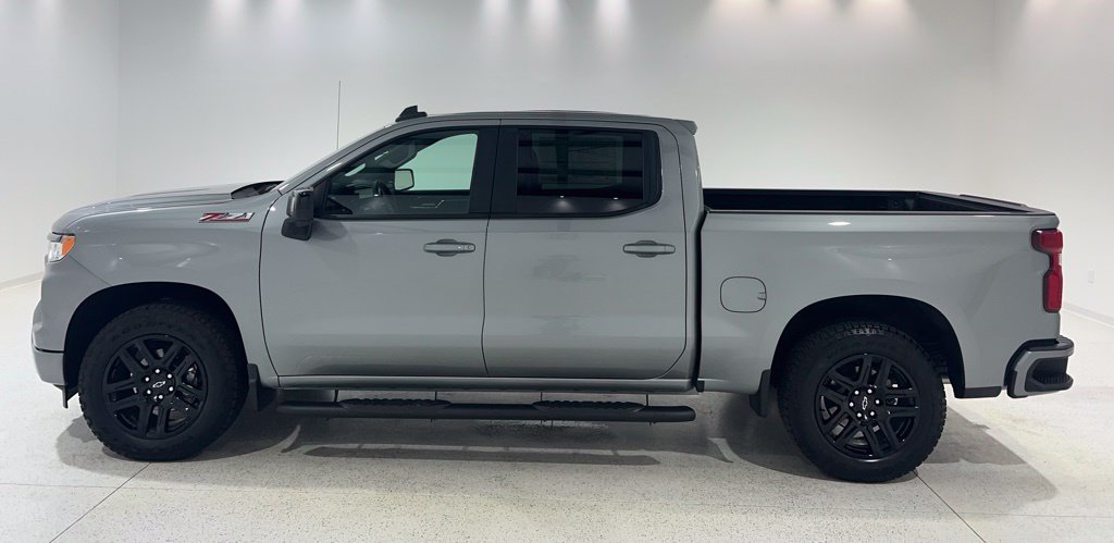 Used 2024 Chevrolet Silverado 1500 RST w/ All Star Edition Plus AWD/4WD image 2
