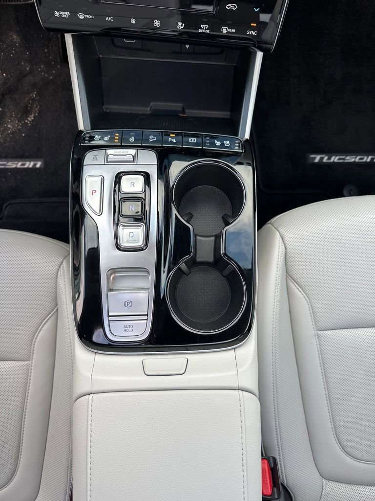 Used 2024 Hyundai Tucson Limited image 36