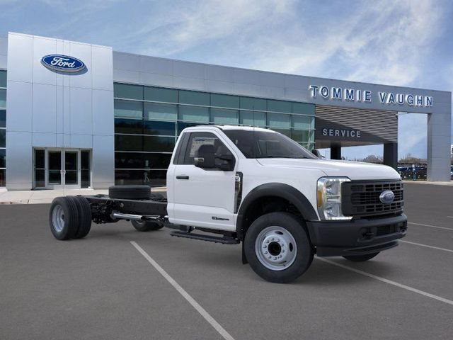 New 2025 Ford F600 2WD Regular Cab Super Duty image 7