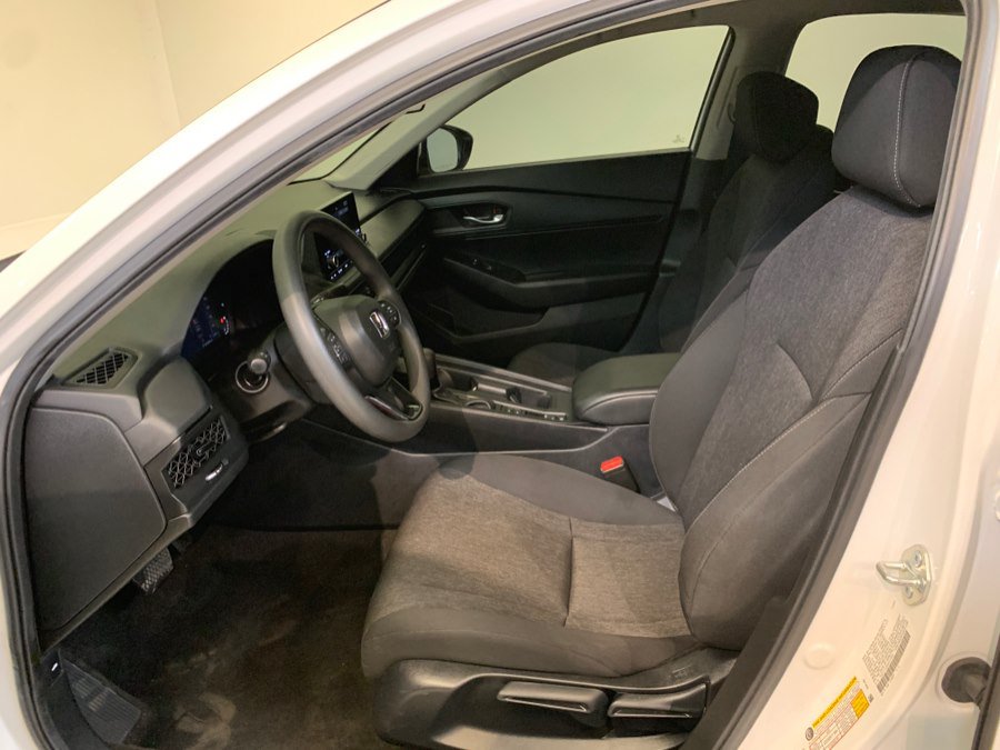 Used 2025 Honda Accord LX image 17