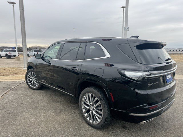 Used 2025 Buick Enclave Avenir w/ Trailering Package, 5000 lbs. image 6